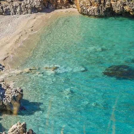 Zingaro Retreat - Scopello - 5min From The Sea - Ac, Wifi & Pool