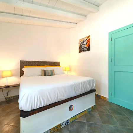 Zingaro Retreat - Scopello - 5min From The Sea - Ac, Wifi & Pool Πανσιόν 3*