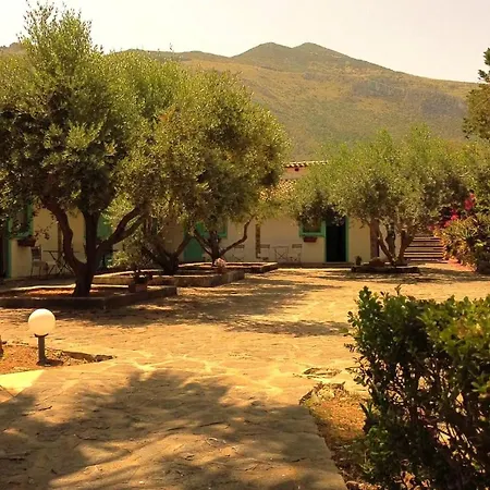 Zingaro Retreat - Scopello - 5min From The Sea - Ac, Wifi & Pool